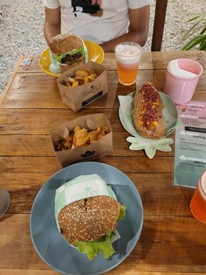  at Goodala Burger in Natal