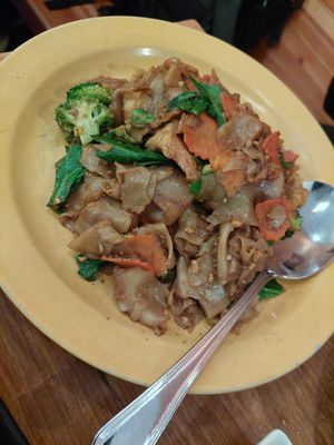 Pad see-ew at Kati Vegan Thai in Seattle