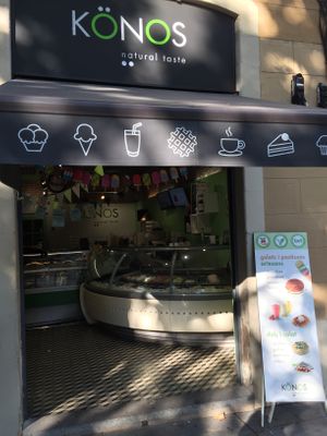 Front  at Könos in Barcelona