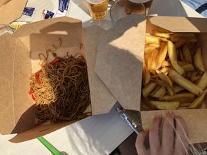 Fideos con verduras (pica) y ración de patatas at La Luna in Salinas