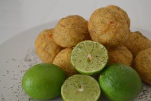 PapaTots Dill and Lime
delicious and vegan, this PapaTots flavor come as well inside the BurriTots LOKO at Papa Tots in Puerto Escondido