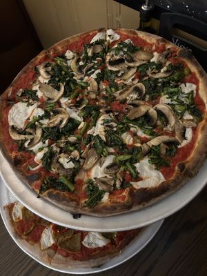 Vegan cheese, broccoli rabe, and mushroom  at GG's Wood Fired Pizza in Milford