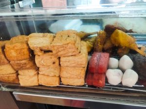 Fried items at Pong Tian Vegetarian  in Central Singapore