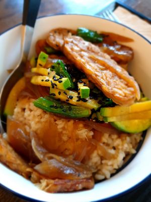 very tasty tempeh bowl at Soiroum in Seoul