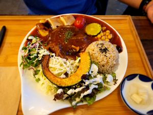 Steak rice at Soiroum in Seoul