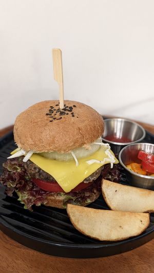 Grain Patty Burger at Soiroum in Seoul