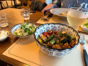 Tempeh bowl with rice at Soiroum in Seoul