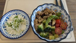 Tempeh bowl at Soiroum in Seoul