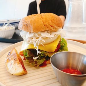 Revisited..burger is so good at Soiroum in Seoul