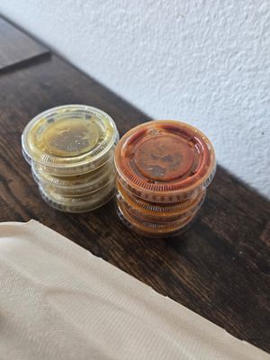 Green & red salas at El Cocinero Restaurant in Van Nuys