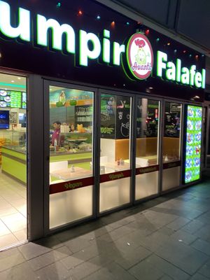 Outside  at Avanti Kumpir & Falafel in Hamburg