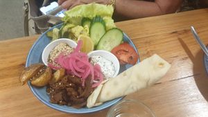 Middle Eastern Shawarma bowl at Hunter in Rye