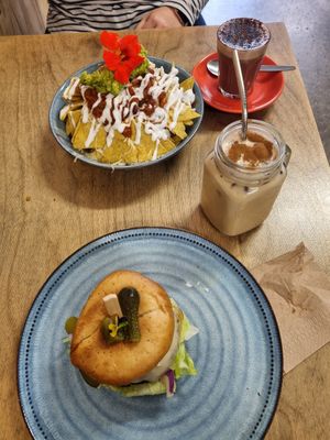 Burger on gf roll, nachos, iced chai and snickers! Yum at Hunter in Rye