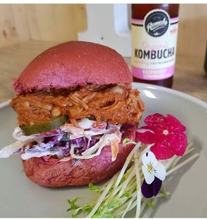 Pulled 'pork' burger using jackfruit  at Hunter in Rye
