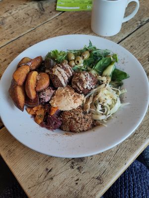 Mezze (gluten free option - wedges requested rather than pitta bread) at Crocus Cafe in Nottingham