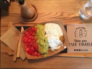 Vegan Kreation Guacamole at D-Werk in Innsbruck