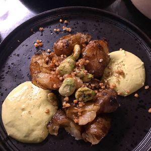 Smoked Jerusalem artichokes, herbfoam, lemon broadbeans at Grown in West End