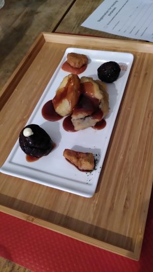 Warm starter tempura at Men Impossible in Amsterdam