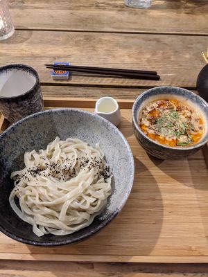 Dipping noodles at Men Impossible in Amsterdam