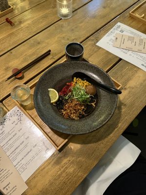 Black burnt garlicc  at Men Impossible in Amsterdam