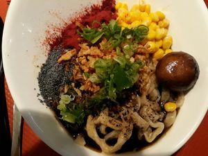 the ramen itself prior to mixing at Men Impossible in Amsterdam