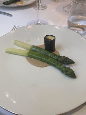 Asparagus and vegan hollondaise  at Gauthier Soho in London