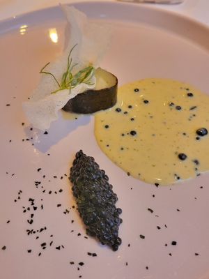 Leek Terrine
Plant Caviar, Dulse Seaweed, Oyster Leaf Beurre Blanc at Gauthier Soho in London