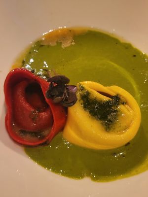 Tomato Ravioli
Tomato & Hydroponic Genovese Basil at Gauthier Soho in London
