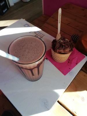Schokoeis und Schokomilchshake at Schlecks - Ottensen in Hamburg