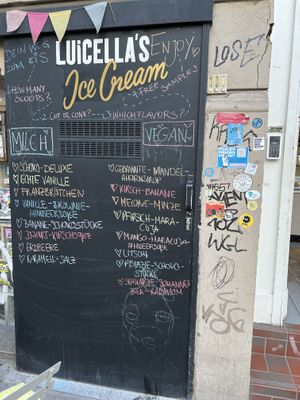   at Luicella's - Detlev-Bremer-Straße in Hamburg