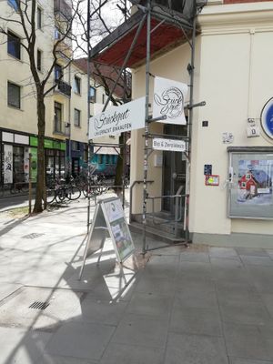 Stückgut - Neue Adresse
Friedensallee 1, 22765 Hamburg at Stückgut - Neuer Kamp in Hamburg