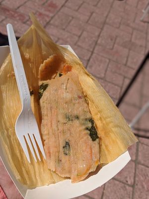 Vegan tamale option at Mercado Organico in La Paz