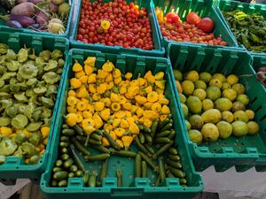 Lots of fresh veggies ans fruit at Mercado Organico in La Paz