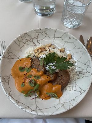 Butter chzken  at Gaudi&Naan in Ljubljana