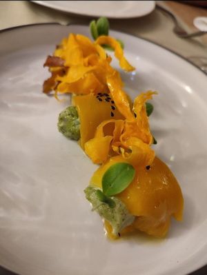 Smoked rolls at Gaudi&Naan in Ljubljana