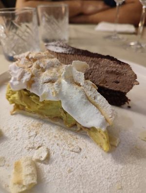 Vanilla and banana pies at Gaudi&Naan in Ljubljana