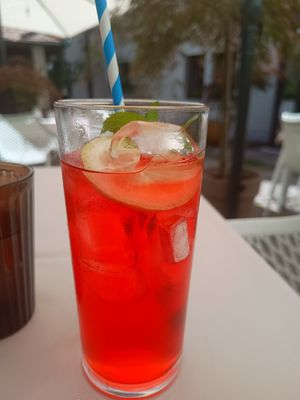 House ice tea at Gaudi&Naan in Ljubljana