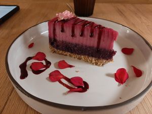 Cashew cheescake at Gaudi&Naan in Ljubljana