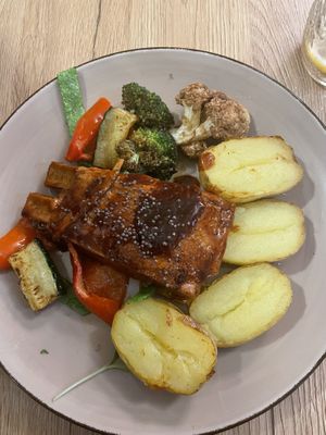 Juicy Marble Ribs  at Gaudi&Naan in Ljubljana