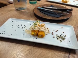 Rollitos de calabaza at Gaudi&Naan in Ljubljana