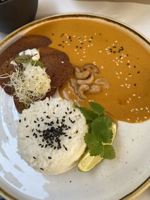 Indisch at Gaudi&Naan in Ljubljana