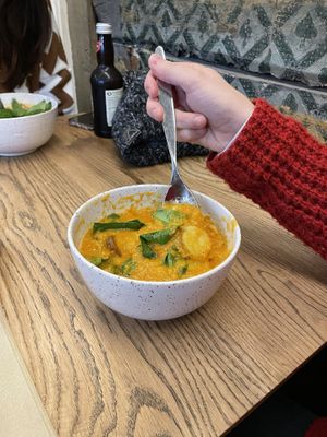 Red bowl  at Daily Pot in Bergen