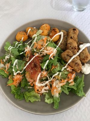 This is the "Veggie Nuggets" dish. Tasty and filling. The nuggets were a little bland but still enjoyable. 4/5 at Happy Veggies in Ponta Delgada