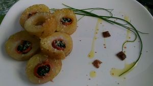 patate ripiene con spinaci e affettato veg at Mi Sa di Sano in Sanremo