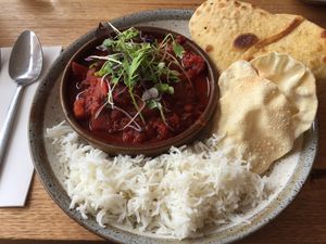 Vegan beetroot curry (with added naan) at Tootsie Roller in Fitzroy North