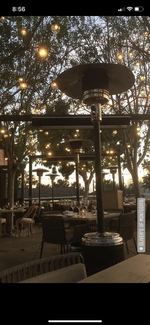 Beautiful outdoor seating area at Oliver's in Santa Barbara