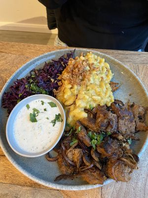Gyros mit Keesespetzle  #Veganuary at Weingut Trautwein - Restaurant & Hotel in Flonheim