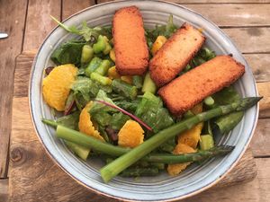 Salat mit Cashew Veta at Weingut Trautwein - Restaurant & Hotel in Flonheim