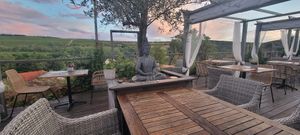 Outdoor sunset dining at Weingut Trautwein - Restaurant & Hotel in Flonheim