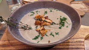 Cream of mushroom with chanterelles at Weingut Trautwein - Restaurant & Hotel in Flonheim